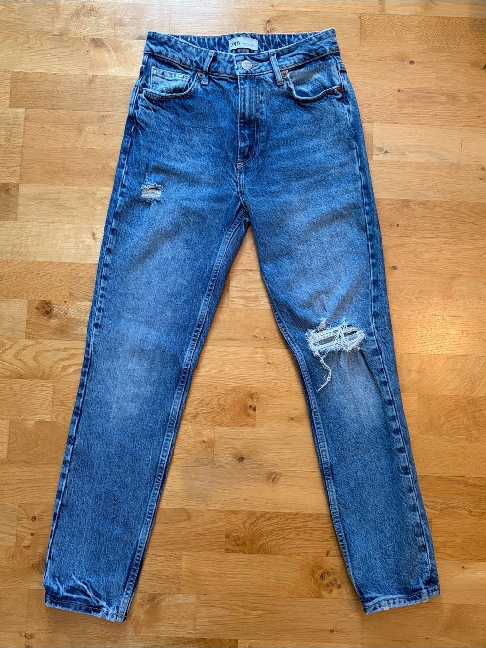 Zara Medium Blue Denim Jeans